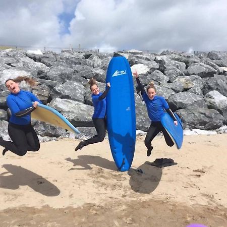 Lahinch -Beach -Surf- Hostel מראה חיצוני תמונה