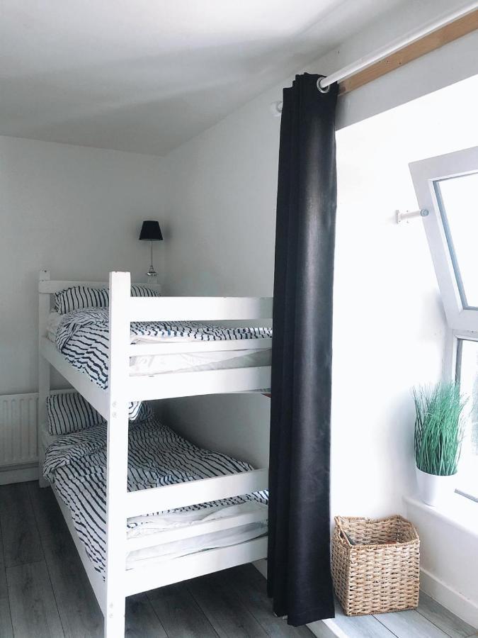 Lahinch -Beach -Surf- Hostel מראה חיצוני תמונה